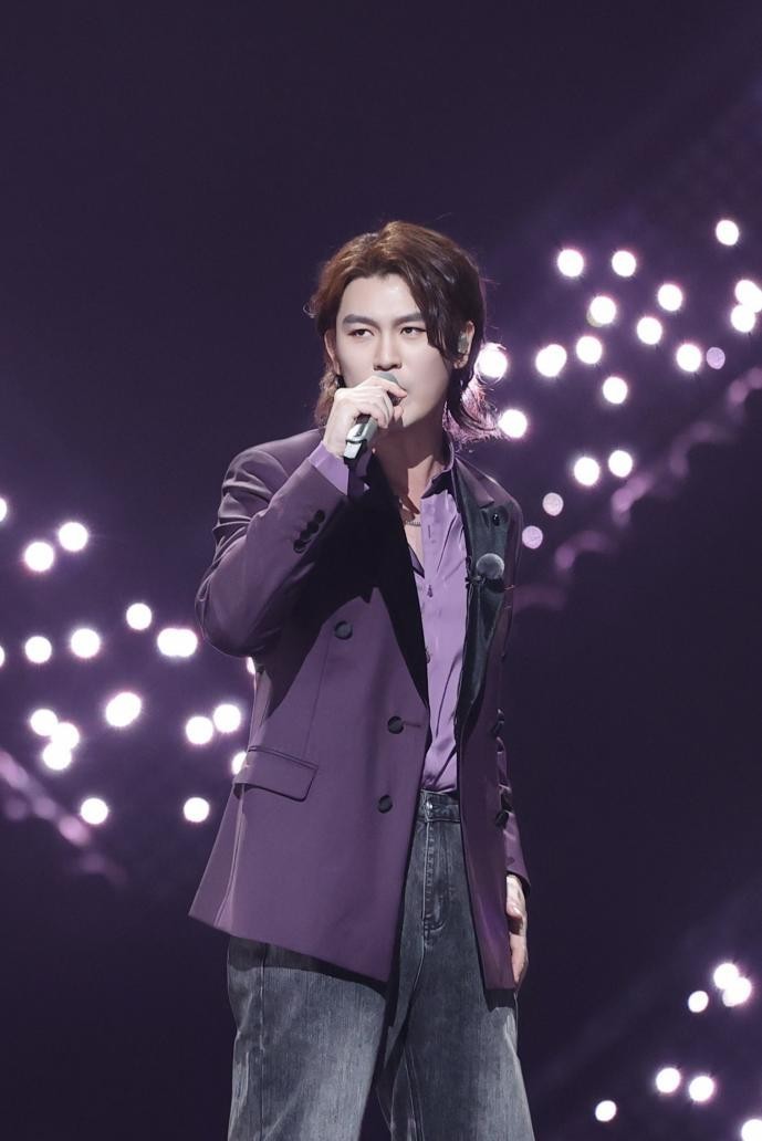 摇滚文章__光辉岁月刘凤瑶